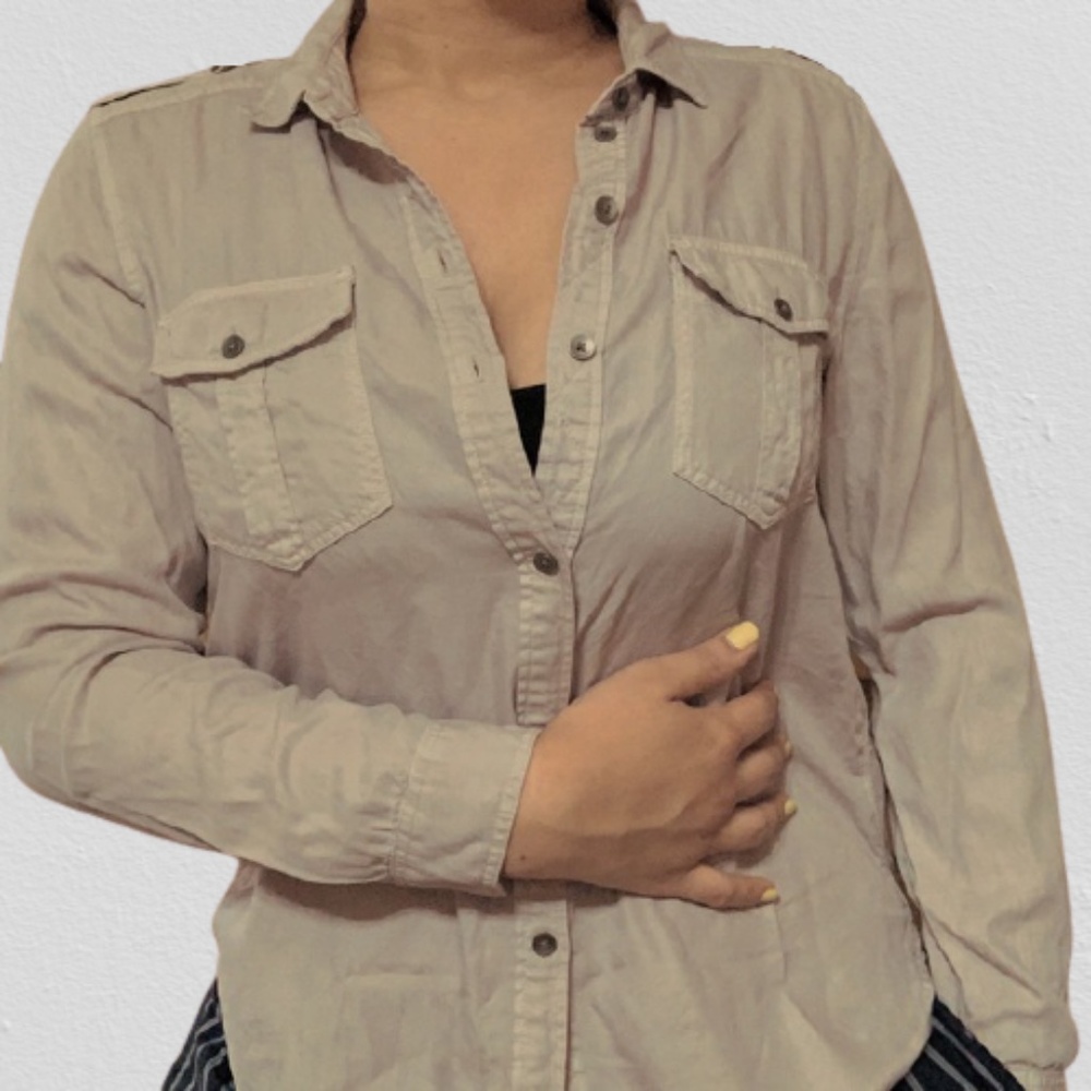 ★ AEO BOYFRIEND FIT PASTEL BUTTON DOWN